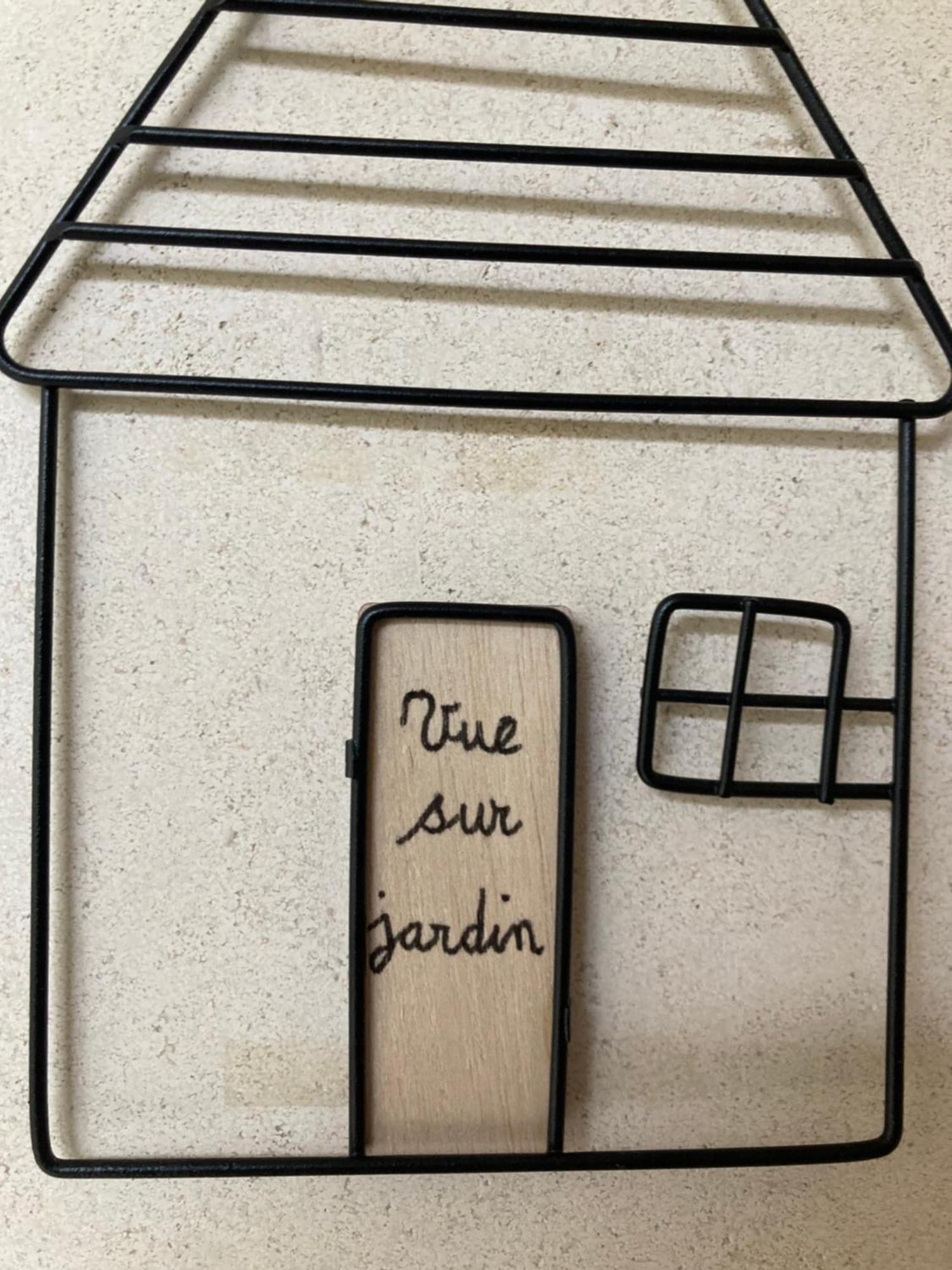 Vue Sur Jardin, 3 Pieces Apartment ปารีส ภายนอก รูปภาพ